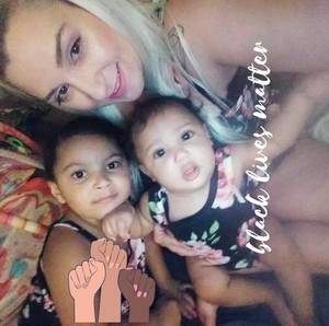 Meet your Posher, Holly